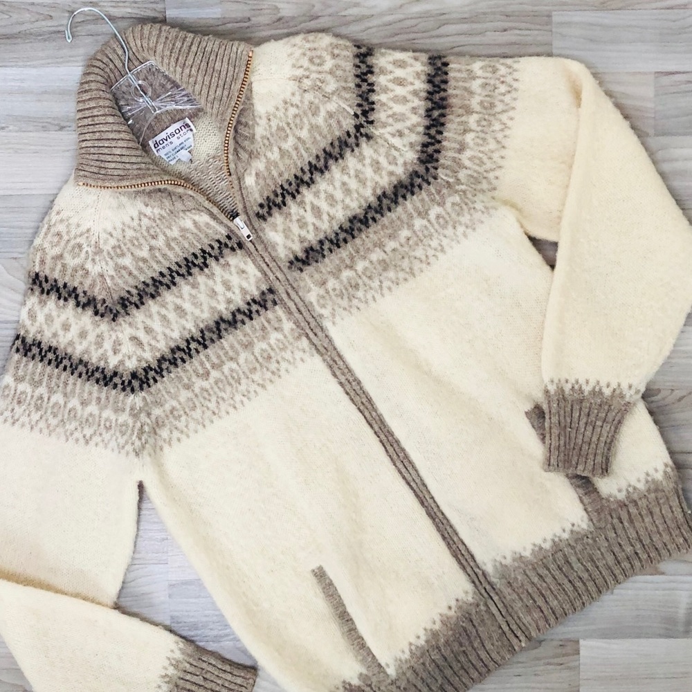 Davison’s Men’s Store Shetland wool Men’s sweater